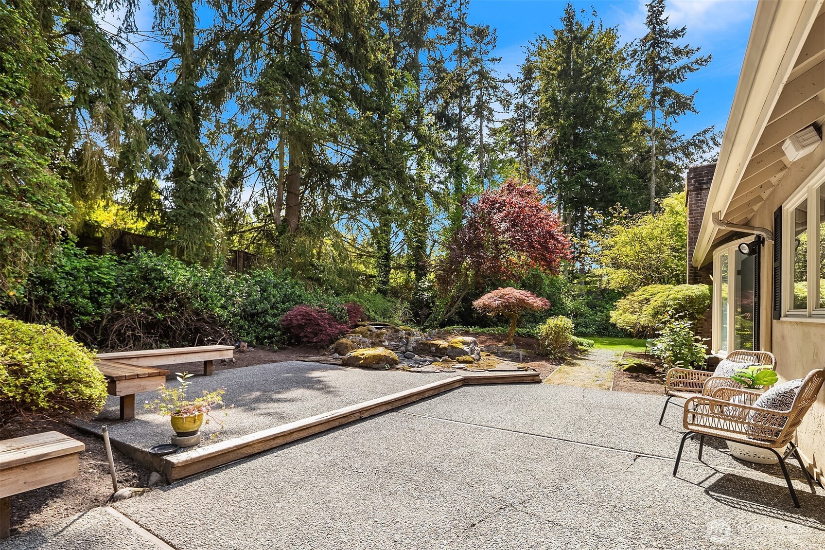 8531 Hunts Point Lane Hunts Point WA 98004