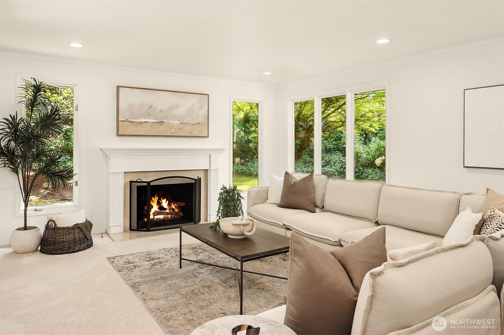 8531 Hunts Point Lane Hunts Point WA 98004
