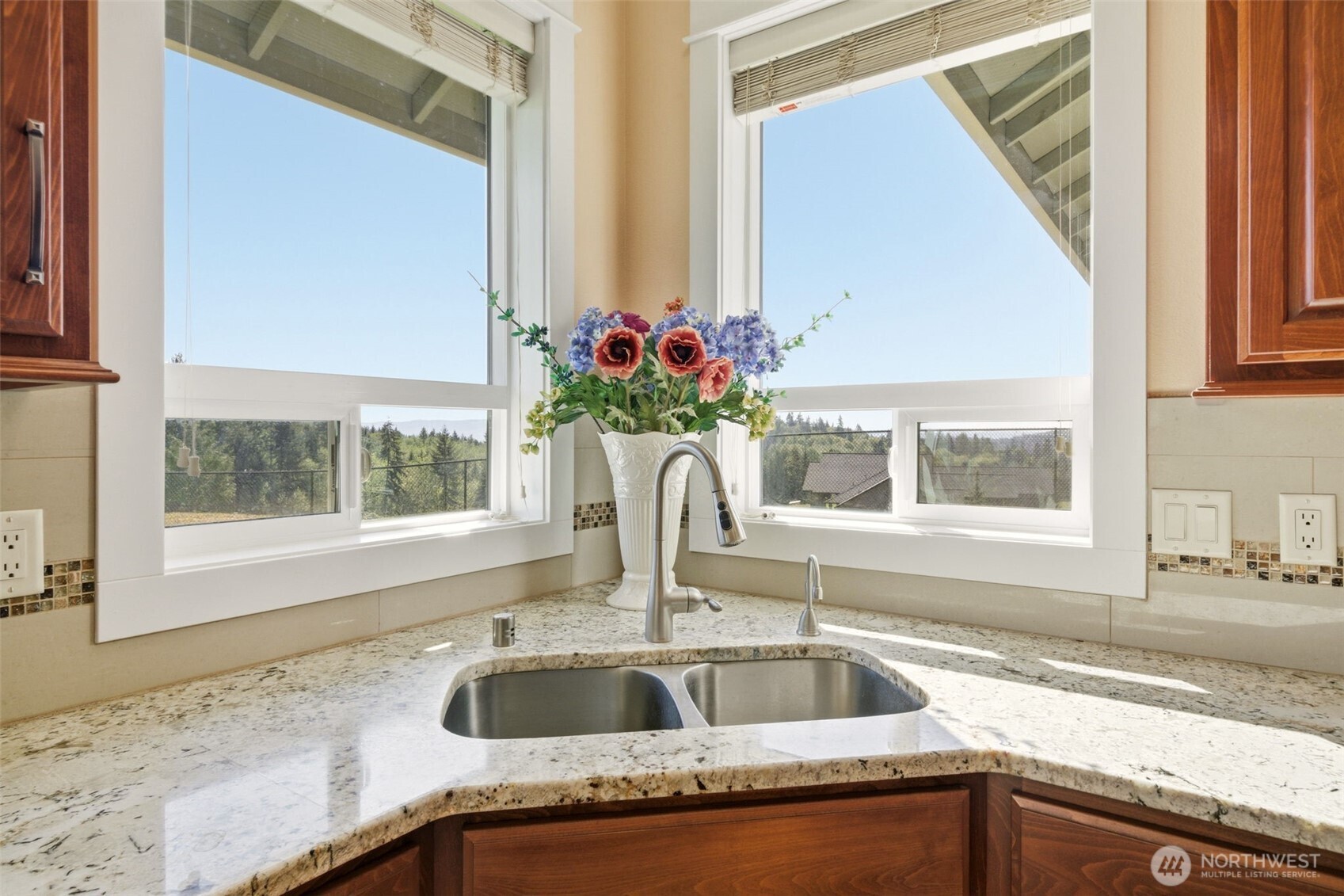 192 Cross Creek Road Kelso WA 98626