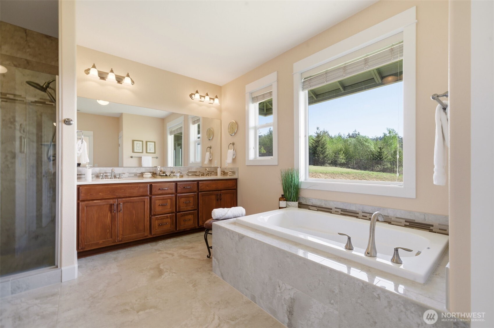 192 Cross Creek Road Kelso WA 98626