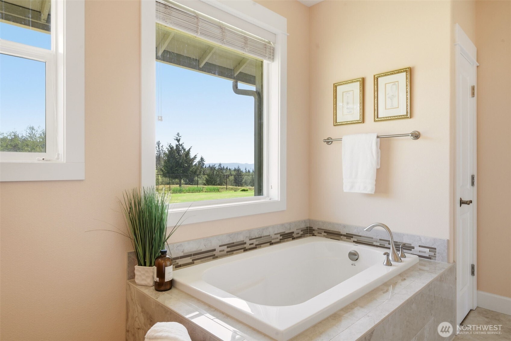 192 Cross Creek Road Kelso WA 98626