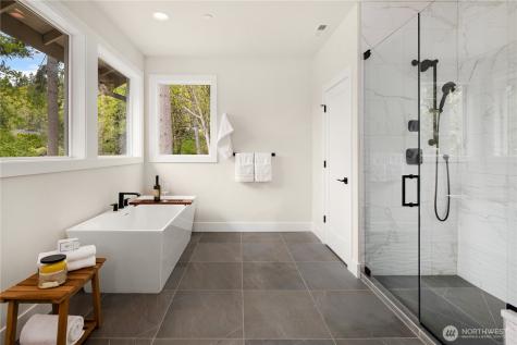 22536 SE 52nd Street Issaquah WA 98029