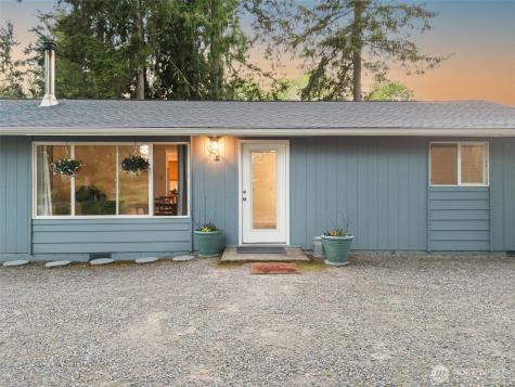 9355 Misery Point Road NW Seabeck WA 98380