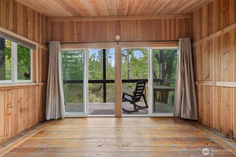 9355 Misery Point Road NW Seabeck WA 98380