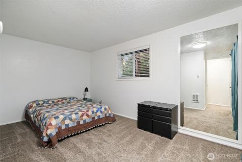 9355 Misery Point Road NW Seabeck WA 98380