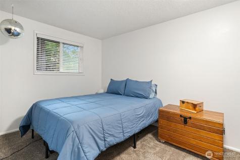 9355 Misery Point Road NW Seabeck WA 98380
