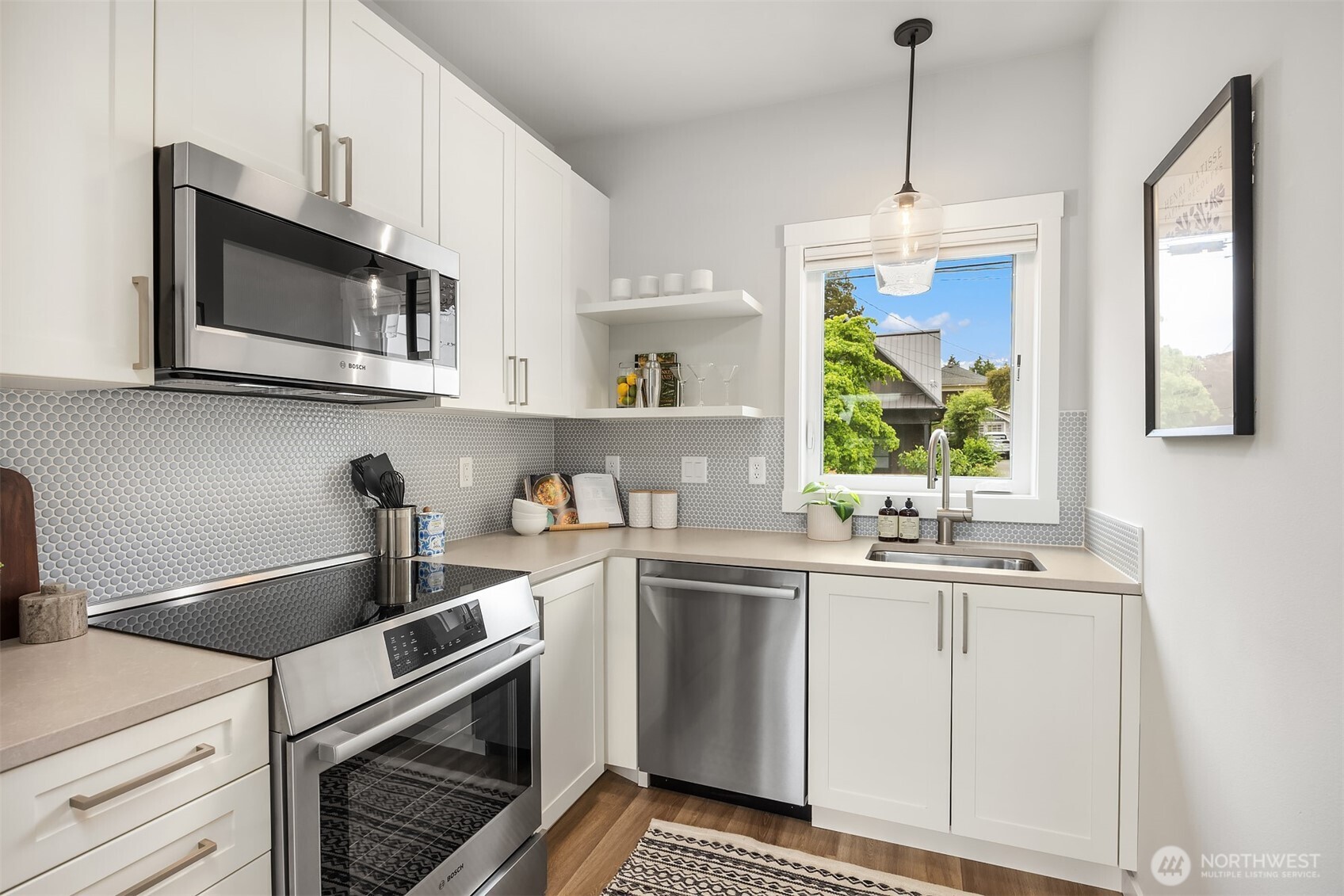 516 N 61st Street Seattle WA 98103