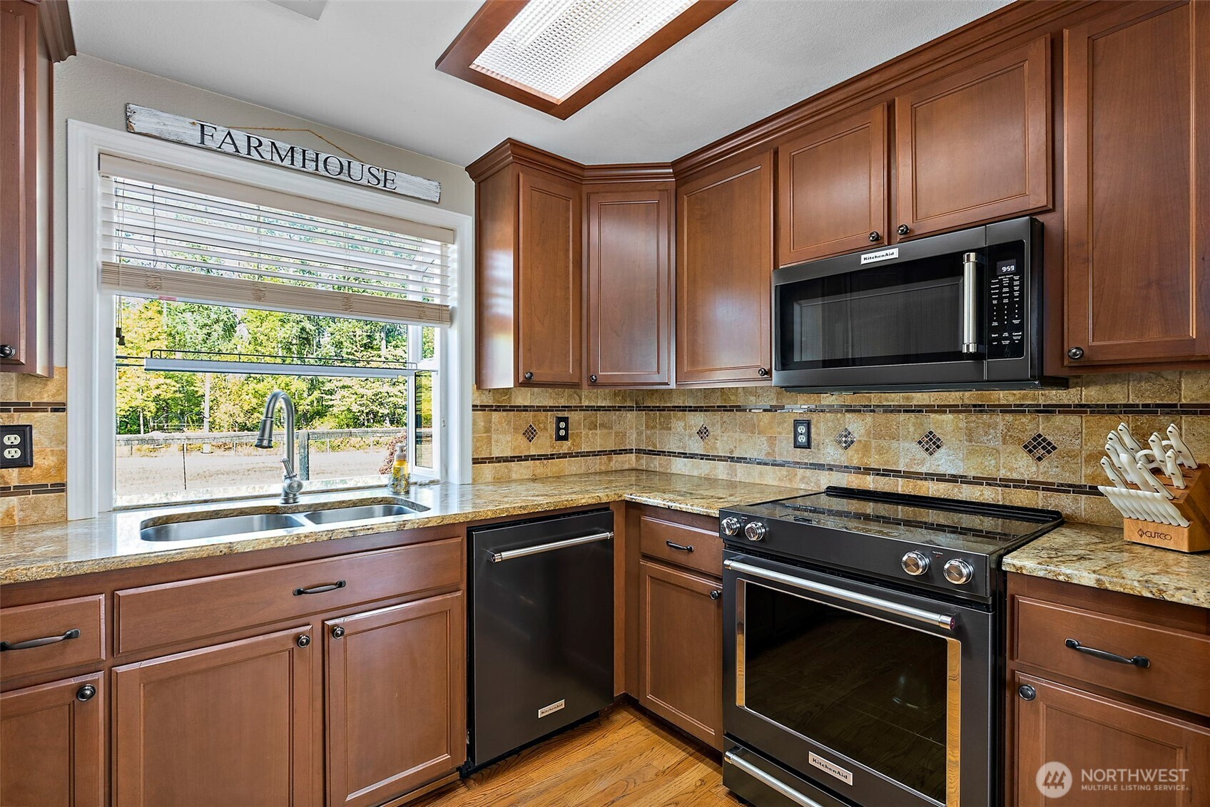 6704 224th Street E Spanaway WA 98387