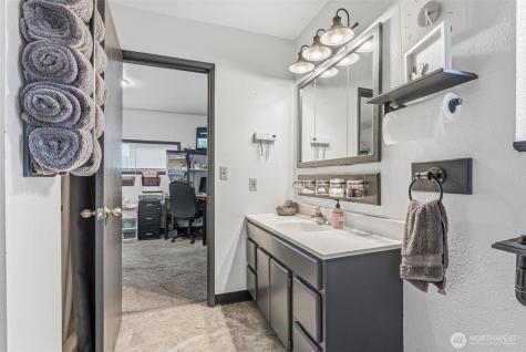 441 4th Avenue SW Castle Rock WA 98611