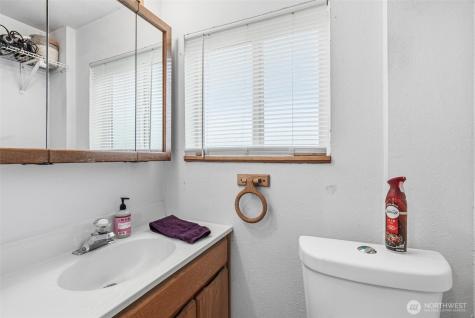 441 4th Avenue SW Castle Rock WA 98611