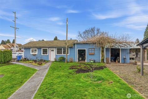 441 4th Avenue SW Castle Rock WA 98611