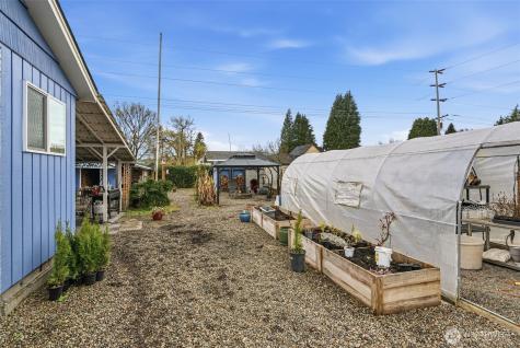441 4th Avenue SW Castle Rock WA 98611