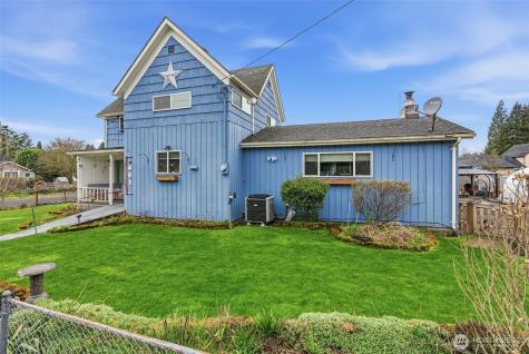 441 4th Avenue SW Castle Rock WA 98611