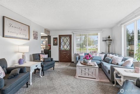 441 4th Avenue SW Castle Rock WA 98611