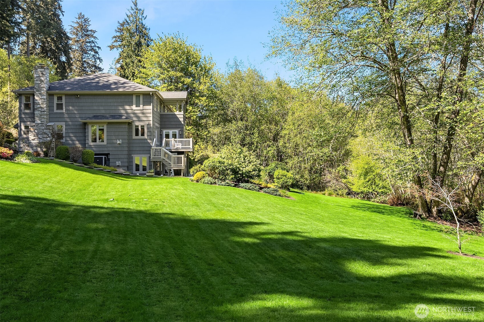 13364 Bridgestone Court NE Bainbridge Island WA 98110
