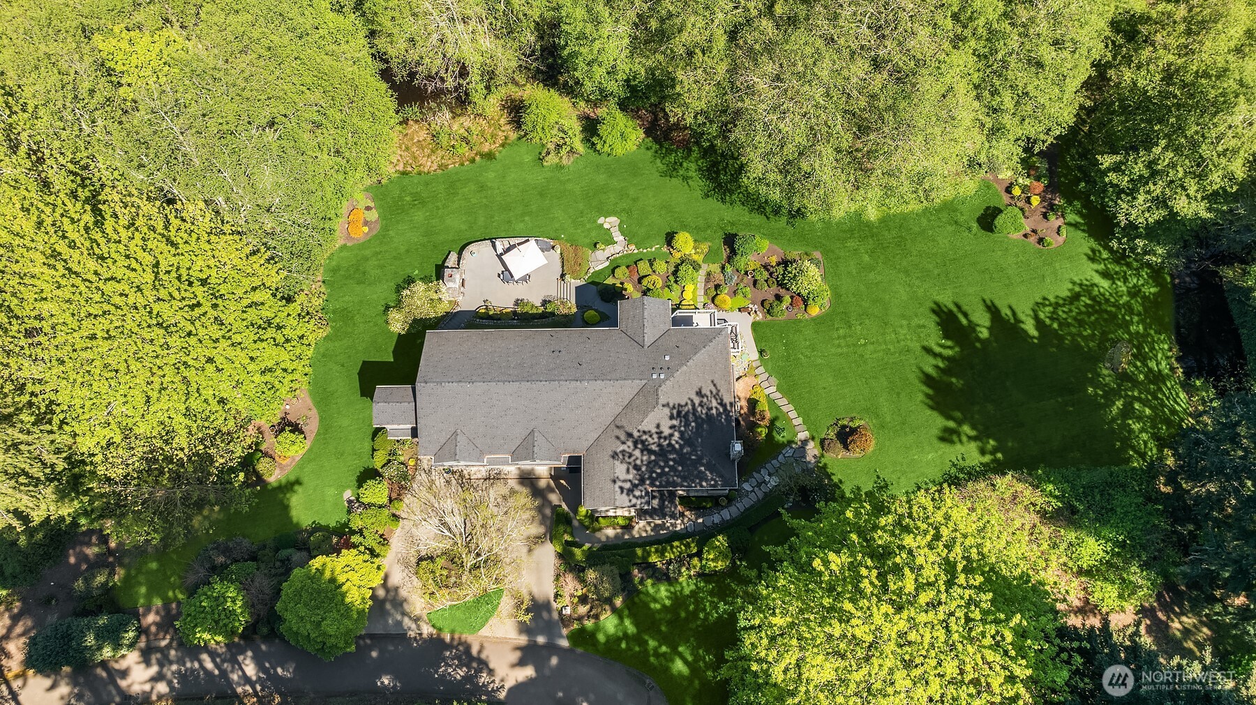 13364 Bridgestone Court NE Bainbridge Island WA 98110