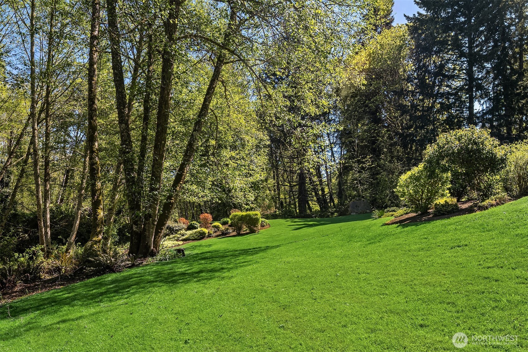 13364 Bridgestone Court NE Bainbridge Island WA 98110