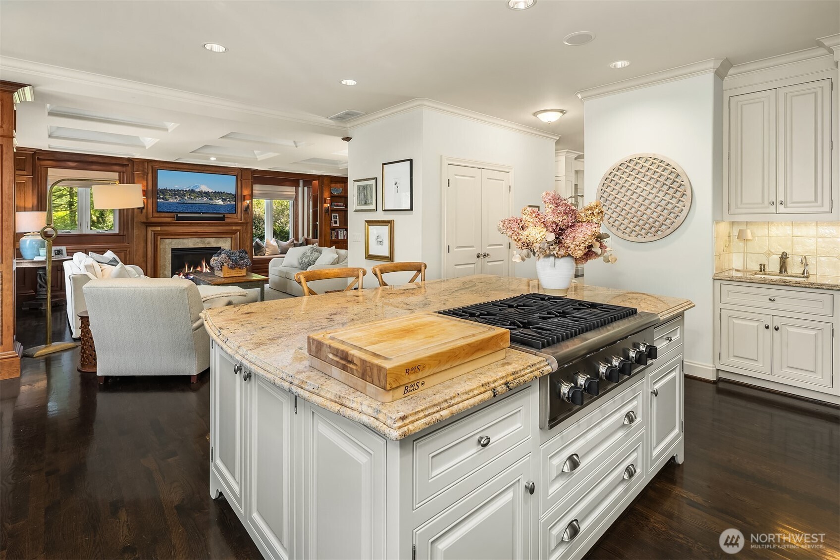 13364 Bridgestone Court NE Bainbridge Island WA 98110