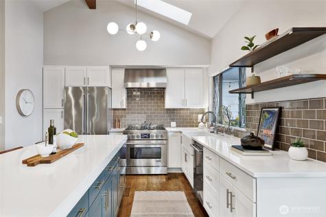 7710 57th Avenue NE Seattle WA 98115