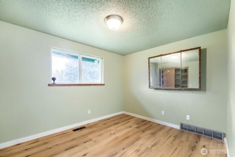 10612 Marietta Street SW Tacoma WA 98498