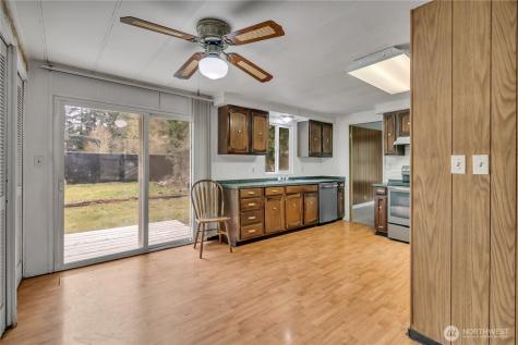 8214 191st Street E Puyallup WA 98375