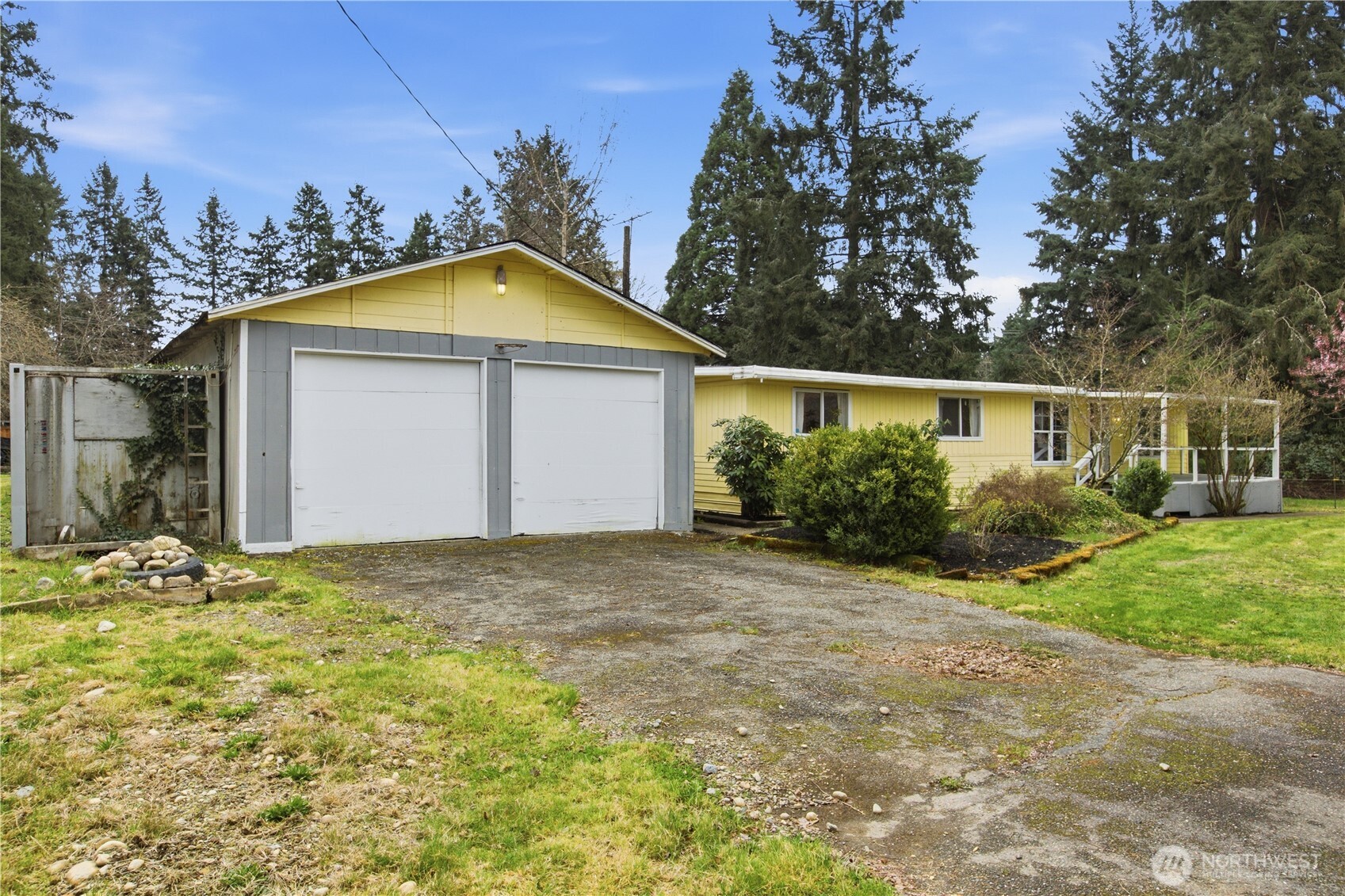 8214 191st Street E Puyallup WA 98375