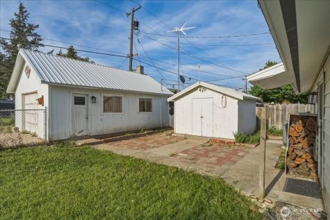 309 W Walnut Street Waterville WA 98858