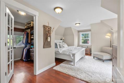 8325 Mountain Avenue SE Snoqualmie WA 98065