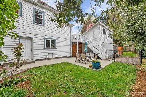 8325 Mountain Avenue SE Snoqualmie WA 98065