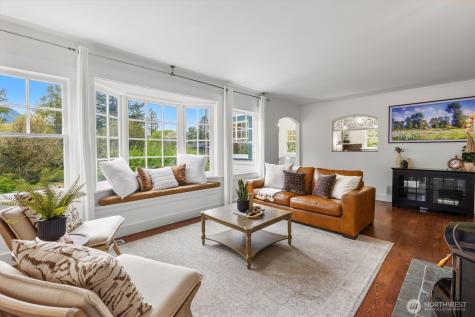 8325 Mountain Avenue SE Snoqualmie WA 98065