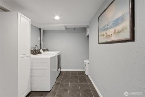 31203 2nd Avenue SW Federal Way WA 98023