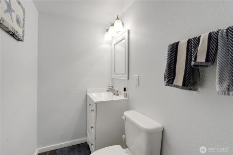 31203 2nd Avenue SW Federal Way WA 98023