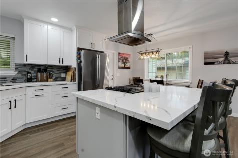 31203 2nd Avenue SW Federal Way WA 98023