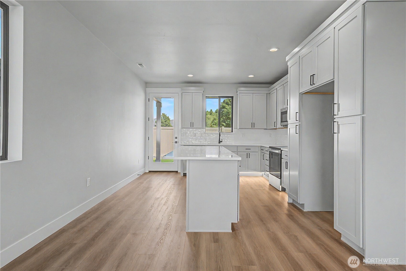 557 Perry Avenue East Wenatchee WA 98802