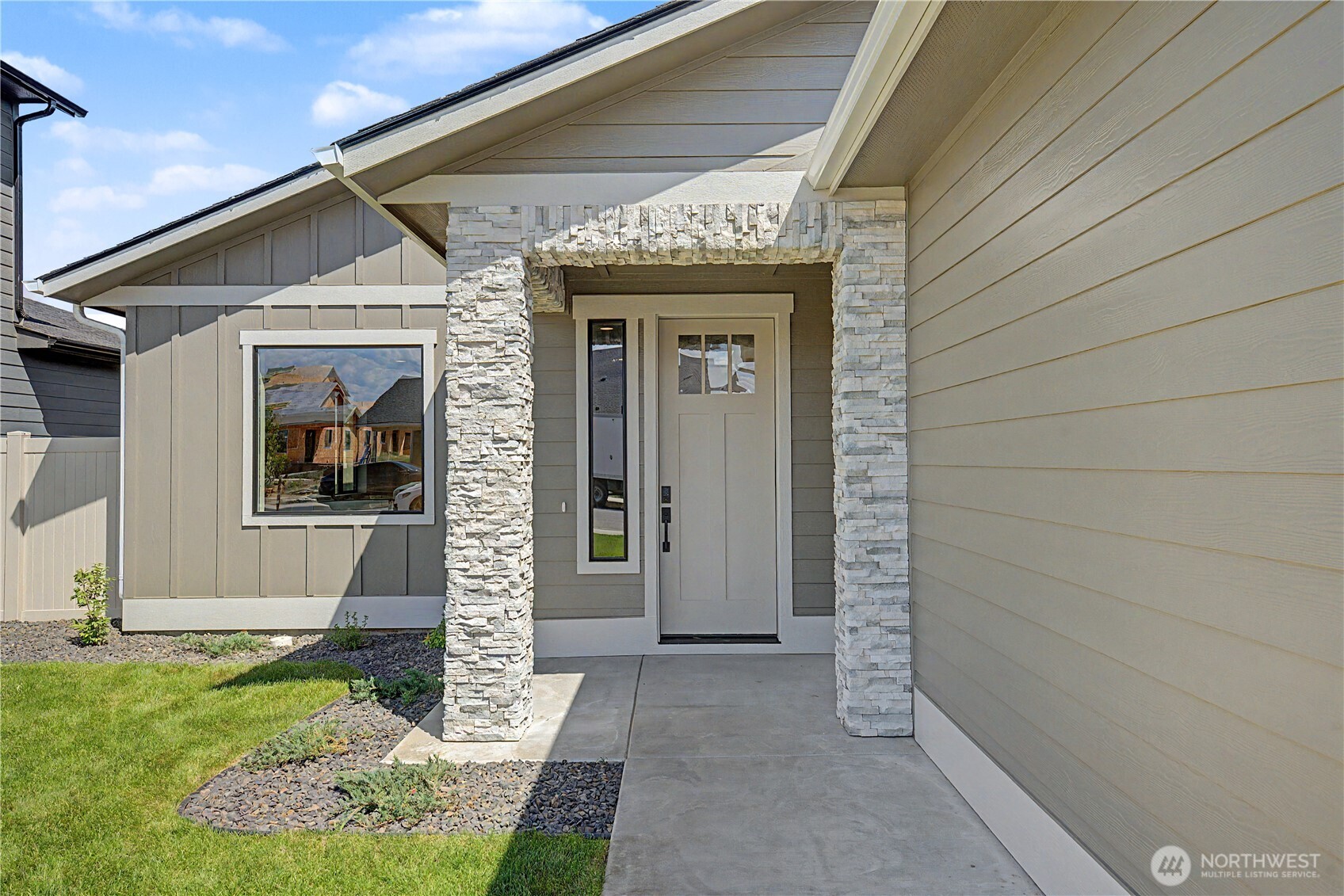 557 Perry Avenue East Wenatchee WA 98802