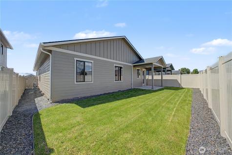557 Perry Avenue East Wenatchee WA 98802