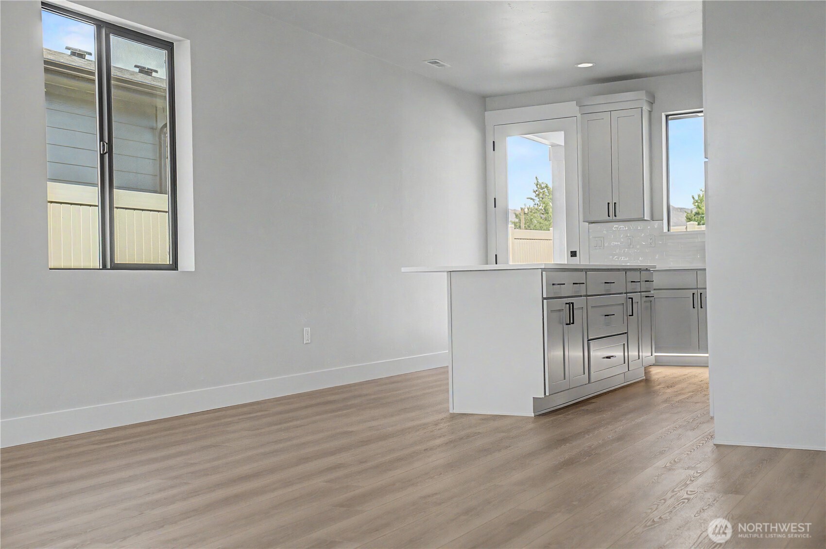 557 Perry Avenue East Wenatchee WA 98802