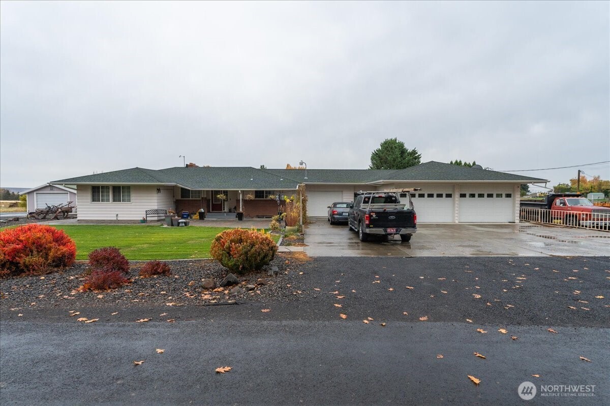 20271 Linden Road NW Soap Lake WA 98851