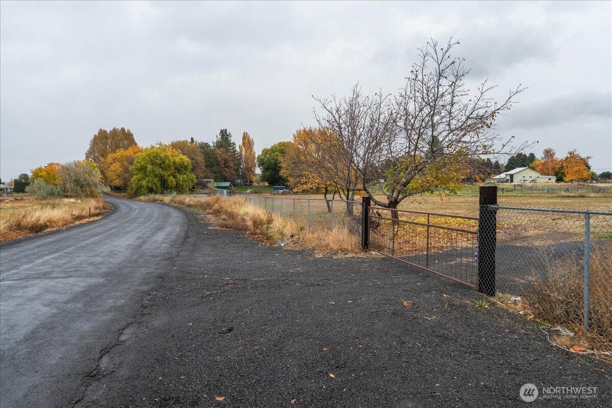 20271 Linden Road NW Soap Lake WA 98851