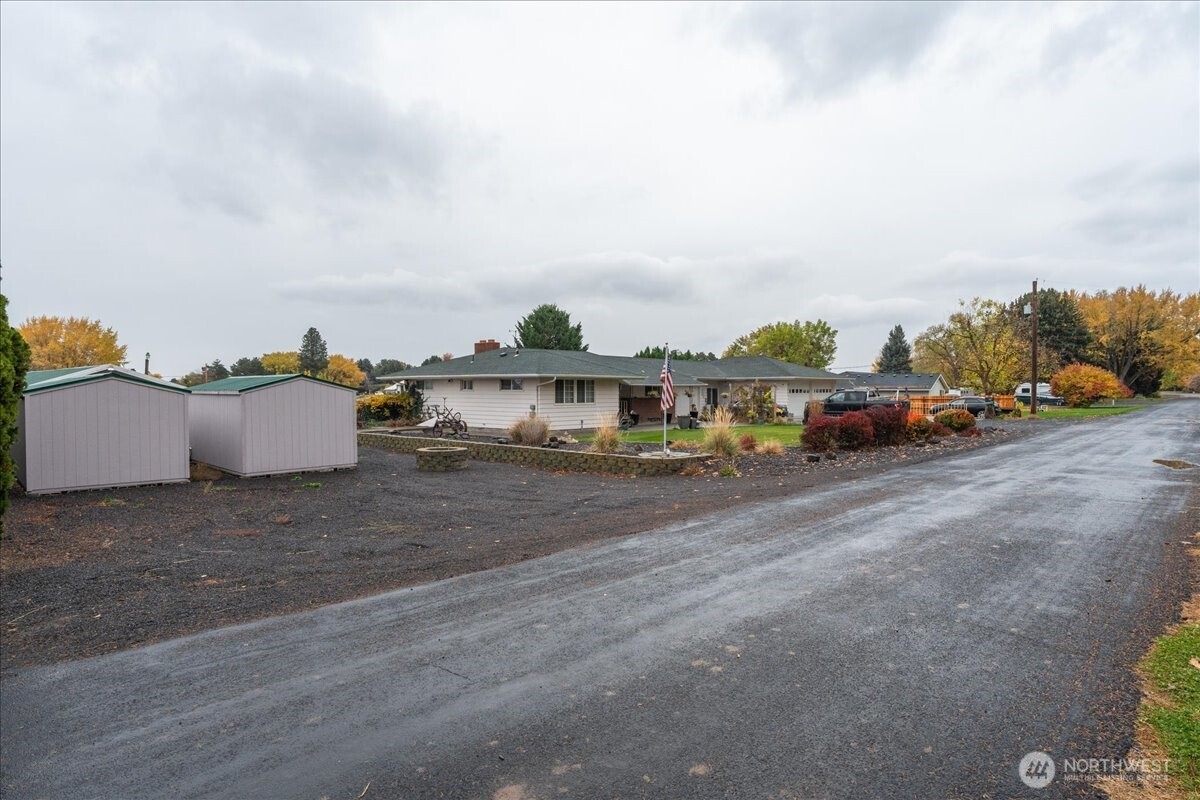 20271 Linden Road NW Soap Lake WA 98851