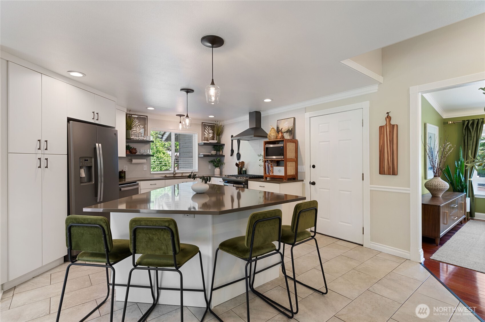 6300 SW Caboose Court Port Orchard WA 98367