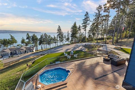 1423 Sergios View Lane Oak Harbor WA 98277