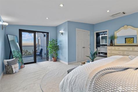 1423 Sergios View Lane Oak Harbor WA 98277