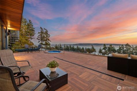 1423 Sergios View Lane Oak Harbor WA 98277