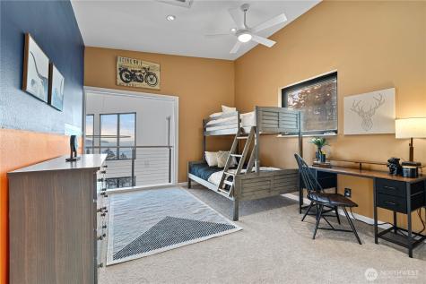 1423 Sergios View Lane Oak Harbor WA 98277