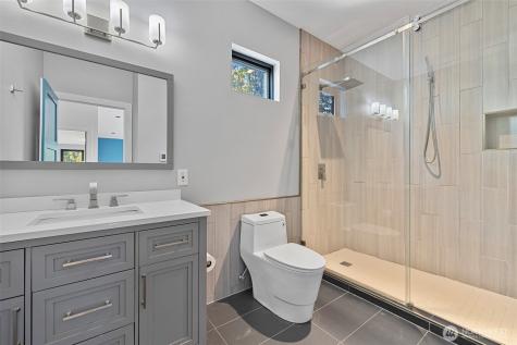 1423 Sergios View Lane Oak Harbor WA 98277