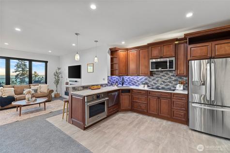 1423 Sergios View Lane Oak Harbor WA 98277