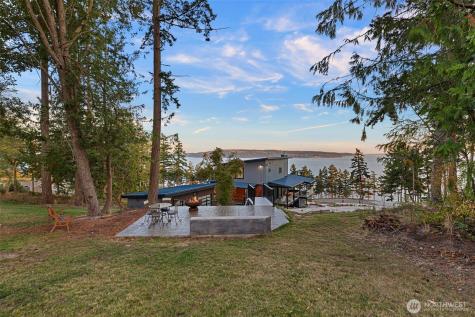 1423 Sergios View Lane Oak Harbor WA 98277