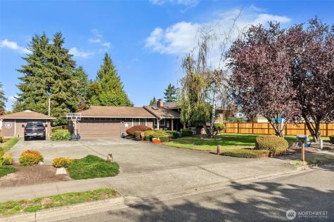 2105 W Stewart Puyallup WA 98371