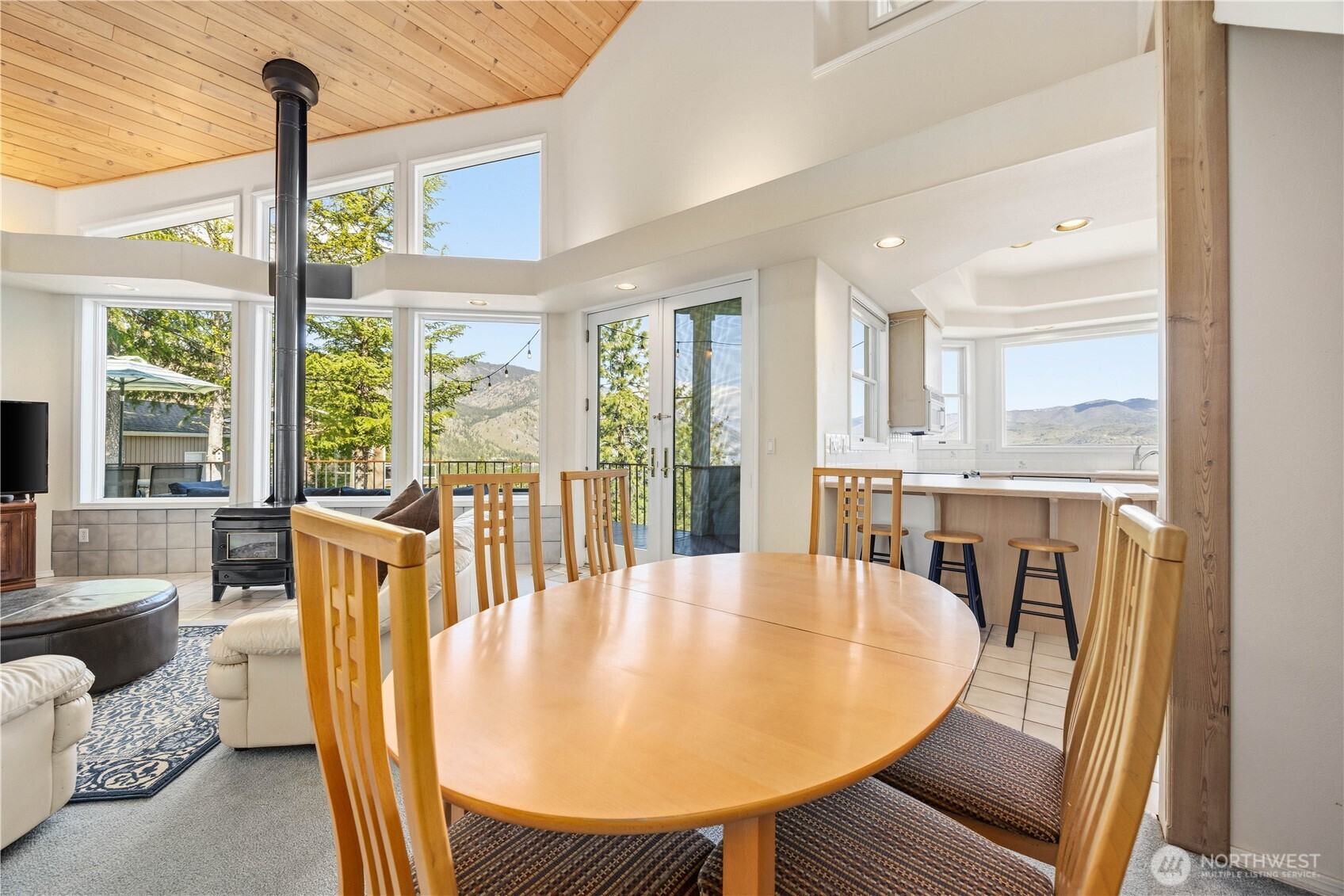 7420 Navarre Drive Chelan WA 98816